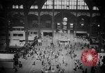 Standbild Pennsylvania Railroad Station New York City USA, 1940, aus Sekunde 52 historischem Filmmaterial Videoclip 65675053166