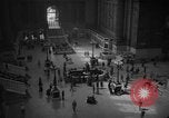 Standbild Pennsylvania Railroad Station New York City USA, 1940, aus Sekunde 7 historischem Filmmaterial Videoclip 65675053167