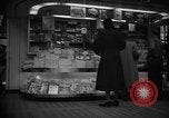 Standbild Pennsylvania Railroad Station New York City USA, 1940, aus Sekunde 27 historischem Filmmaterial Videoclip 65675053167