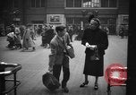 Standbild Pennsylvania Railroad Station New York City USA, 1940, aus Sekunde 59 historischem Filmmaterial Videoclip 65675053167
