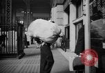 Standbild Pennsylvania Railroad Station New York City USA, 1940, aus Sekunde 19 historischem Filmmaterial Videoclip 65675053168