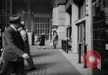 Standbild Pennsylvania Railroad Station New York City USA, 1940, aus Sekunde 27 historischem Filmmaterial Videoclip 65675053168