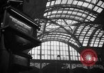 Standbild Pennsylvania Railroad Station New York City USA, 1940, aus Sekunde 49 historischem Filmmaterial Videoclip 65675053168
