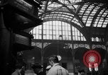 Standbild Pennsylvania Railroad Station New York City USA, 1940, aus Sekunde 50 historischem Filmmaterial Videoclip 65675053168