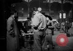 Standbild Pennsylvania Railroad Station New York City USA, 1940, aus Sekunde 60 historischem Filmmaterial Videoclip 65675053168