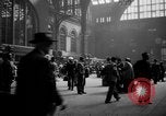 Standbild Pennsylvania Railroad Station New York United States USA, 1940, aus Sekunde 13 historischem Filmmaterial Videoclip 65675053169