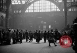 Standbild Pennsylvania Railroad Station New York United States USA, 1940, aus Sekunde 26 historischem Filmmaterial Videoclip 65675053169