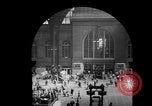 Standbild Pennsylvania Railroad Station New York United States USA, 1940, aus Sekunde 45 historischem Filmmaterial Videoclip 65675053169