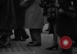Standbild Pennsylvania Railroad Station New York United States USA, 1940, aus Sekunde 57 historischem Filmmaterial Videoclip 65675053169
