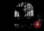 Image Pennsylvania Railroad Station New York City USA, 1940, de la seconde 19 séquences d'archives historiques vidéo 65675053170