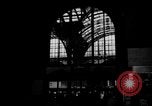 Image Pennsylvania Railroad Station New York City USA, 1940, de la seconde 20 séquences d'archives historiques vidéo 65675053170
