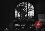 Image Pennsylvania Railroad Station New York City USA, 1940, de la seconde 25 séquences d'archives historiques vidéo 65675053170