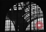 Image Pennsylvania Railroad Station New York City USA, 1940, de la seconde 36 séquences d'archives historiques vidéo 65675053170