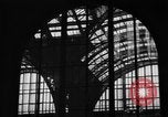 Image Pennsylvania Railroad Station New York City USA, 1940, de la seconde 37 séquences d'archives historiques vidéo 65675053170