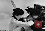 Standbild Auxiliary Territorial Service Vereinigtes Königreich, 1939, aus Sekunde 6 historischem Filmmaterial Videoclip 65675053191