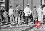 Immagine di Militare americano in missione in Armenia Mardin Turchia, 1919, secondo 13 filmato di repertorio 65675053198