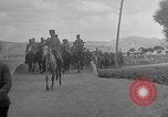 Standbild türkische Infanterie Parade Sivas Türkei, 1919, aus Sekunde 30 historischem Filmmaterial Videoclip 65675053204