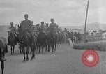 Standbild türkische Infanterie Parade Sivas Türkei, 1919, aus Sekunde 35 historischem Filmmaterial Videoclip 65675053204