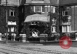 Immagine di Memoriale di Edith Cavell Bruxelles Belgio, 1920, secondo 20 filmato di repertorio 65675053216