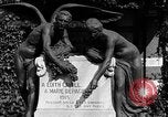 Immagine di Memoriale di Edith Cavell Bruxelles Belgio, 1920, secondo 31 filmato di repertorio 65675053216