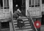 Immagine di Memoriale di Edith Cavell Bruxelles Belgio, 1920, secondo 42 filmato di repertorio 65675053216