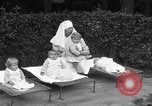 Immagine di Memoriale di Edith Cavell Bruxelles Belgio, 1920, secondo 62 filmato di repertorio 65675053216