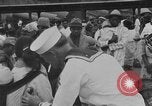 Standbild amerikanische Matrosen in Nordafrika Nordafrika, 1920, aus Sekunde 30 historischem Filmmaterial Videoclip 65675053227