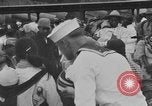 Standbild amerikanische Matrosen in Nordafrika Nordafrika, 1920, aus Sekunde 31 historischem Filmmaterial Videoclip 65675053227