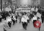Standbild May Day Parade New York City USA, 1941, aus Sekunde 3 historischem Filmmaterial Videoclip 65675053243