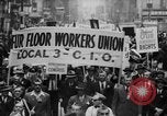 Standbild May Day Parade New York City USA, 1941, aus Sekunde 19 historischem Filmmaterial Videoclip 65675053243