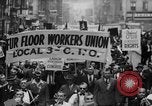 Standbild May Day Parade New York City USA, 1941, aus Sekunde 21 historischem Filmmaterial Videoclip 65675053243