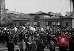 Standbild May Day Parade New York City USA, 1941, aus Sekunde 27 historischem Filmmaterial Videoclip 65675053243
