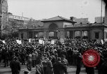 Standbild May Day Parade New York City USA, 1941, aus Sekunde 28 historischem Filmmaterial Videoclip 65675053243