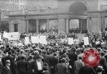 Standbild May Day Parade New York City USA, 1941, aus Sekunde 34 historischem Filmmaterial Videoclip 65675053243
