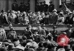 Standbild May Day Parade New York City USA, 1941, aus Sekunde 51 historischem Filmmaterial Videoclip 65675053243