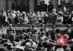 Standbild May Day Parade New York City USA, 1941, aus Sekunde 52 historischem Filmmaterial Videoclip 65675053243