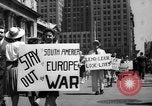 Standbild picket line New York City USA, 1941, aus Sekunde 28 historischem Filmmaterial Videoclip 65675053245