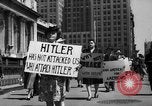 Standbild picket line New York City USA, 1941, aus Sekunde 36 historischem Filmmaterial Videoclip 65675053245