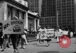 Standbild picket line New York City USA, 1941, aus Sekunde 47 historischem Filmmaterial Videoclip 65675053245