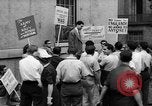 Standbild American Union für Organisation gegen Krieg New York City USA, 1941, aus Sekunde 16 historischem Filmmaterial Videoclip 65675053246