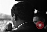 Immagine di Il candidato presidenziale Wendell Willkie sul sentiero di campagna Bloomington Illinois USA, 1940, secondo 31 filmato di repertorio 65675053248