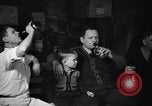 Immagine di Air Raid Shelter Seattle Washington USA, 1940, secondo 48 filmato di repertorio 65675053250