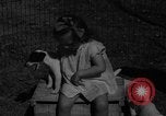 Immagine di Inglese Fox Terrier cuccioli Fort McPherson Georgia USA, 1940, secondo 29 filmato di repertorio 65675053251