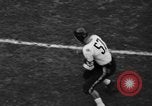 Immagine di Football americano New York City USA, 1940, secondo 21 filmato di repertorio 65675053252