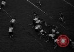 Immagine di Football americano New York City USA, 1940, secondo 24 filmato di repertorio 65675053252