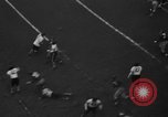 Immagine di Football americano New York City USA, 1940, secondo 26 filmato di repertorio 65675053252