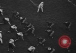 Immagine di Football americano New York City USA, 1940, secondo 34 filmato di repertorio 65675053252