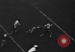 Immagine di Football americano New York City USA, 1940, secondo 40 filmato di repertorio 65675053252
