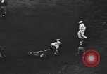 Immagine di Football americano New York City USA, 1940, secondo 52 filmato di repertorio 65675053252