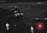 Immagine di Football americano New York City USA, 1940, secondo 59 filmato di repertorio 65675053252